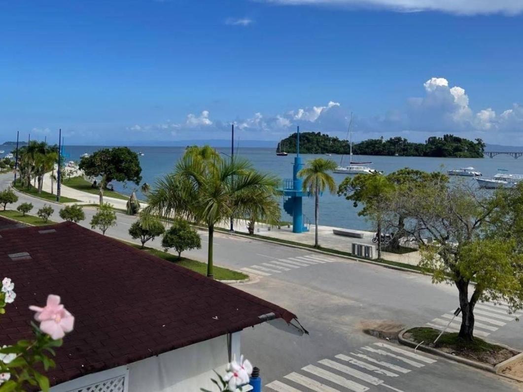 Indy'S Best Bay Frontview In Samana. Экстерьер фото